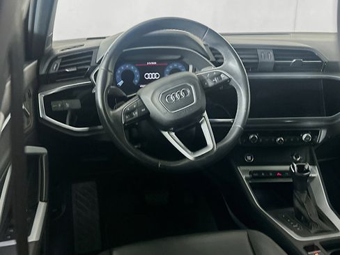 Used 2023 Audi Q3 2.0T Premium image 17