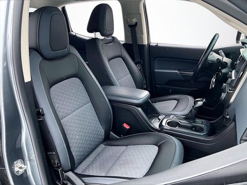 Used 2022 Chevrolet Colorado Z71 image 25