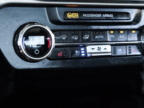 Used 2022 Ford F450 Platinum w/ FX4 Off-Road Package AWD/4WD image 50