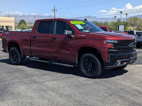 Used 2021 Chevrolet Silverado 1500 LT Trail Boss w/ Convenience Package II AWD/4WD image 1