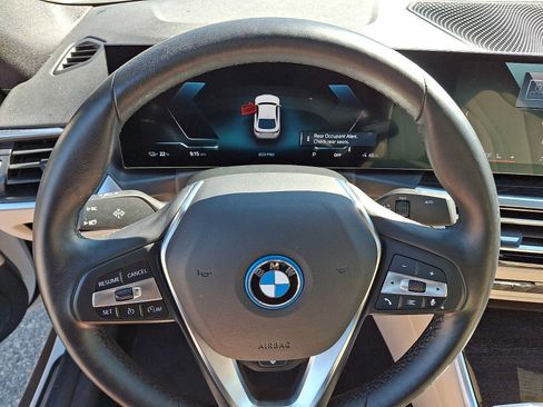 Certified 2024 BMW i4 xDrive40i w/ Convenience Package AWD/4WD image 21