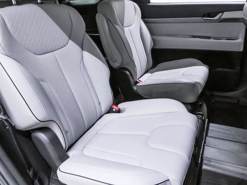 Certified 2025 Hyundai Palisade SEL AWD/4WD image 12