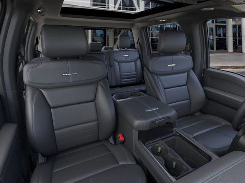 New 2026 Ford F250 Platinum w/ Tremor Off-Road Package image 10