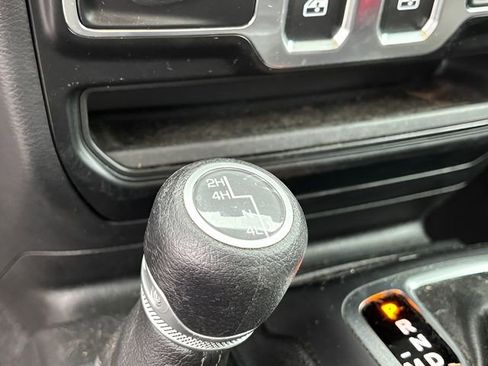 Used 2020 Jeep Wrangler Sport image 15