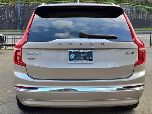 Used 2024 Volvo XC90 B6 Ultimate w/ Protection Package Premier image 13