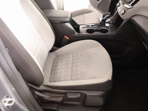 Used 2024 Chevrolet Equinox LT image 13