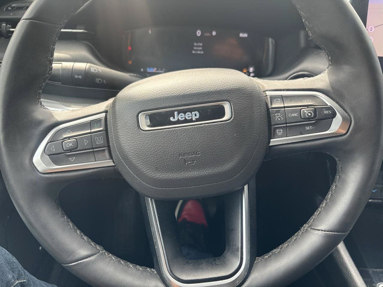 Used 2024 Jeep Compass Limited w/ High Altitude Package AWD/4WD image 16
