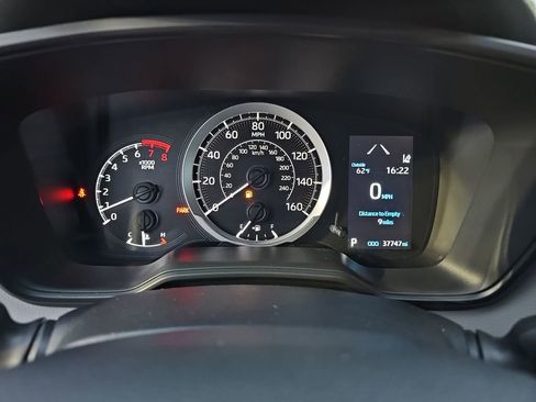 Certified 2022 Toyota Corolla LE image 10