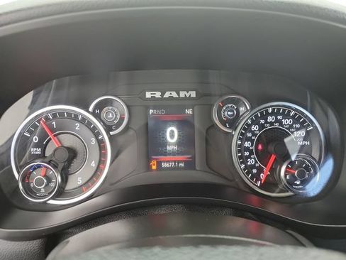 Used 2024 RAM 2500 Big Horn AWD/4WD image 25