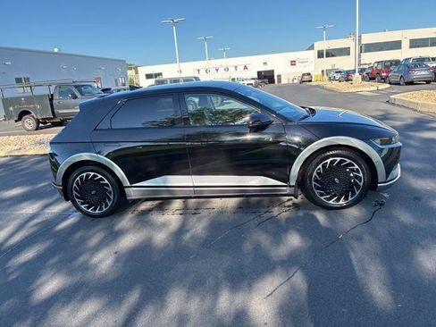 Used 2022 Hyundai Ioniq 5 Limited AWD/4WD image 4