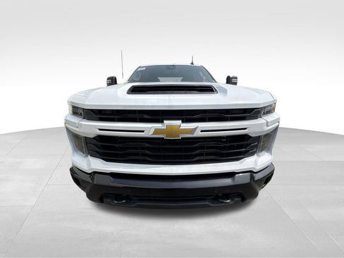 New 2026 Chevrolet Silverado 2500 Custom w/ Custom Value Package AWD/4WD image 26