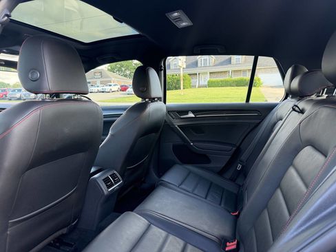Used 2016 Volkswagen GTI SE w/ Lighting Package (SEL) FWD image 20