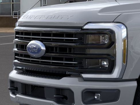 New 2026 Ford F250 Platinum w/ FX4 Off-Road Package AWD/4WD image 17