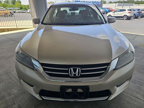 Used 2014 Honda Accord EX image 8