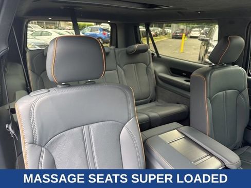 Used 2023 Jeep Grand Wagoneer L Series II w/ Premium Group II AWD/4WD image 33