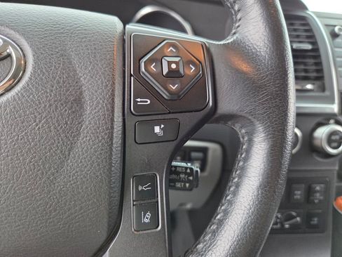 Used 2020 Toyota Sequoia Platinum image 27