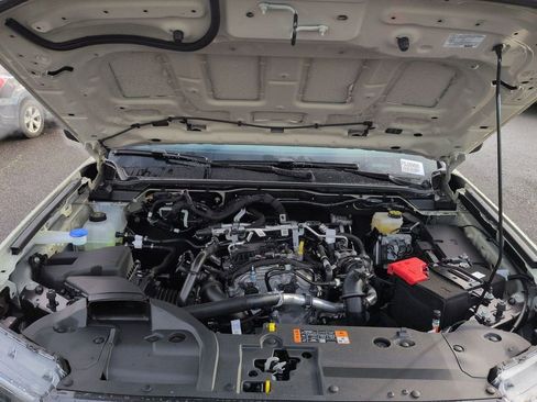 New 2025 Ford Ranger XLT w/ FX4 Off-Road Package image 30