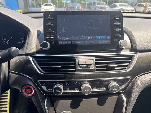 Used 2022 Honda Accord Sport Special Edition image 17