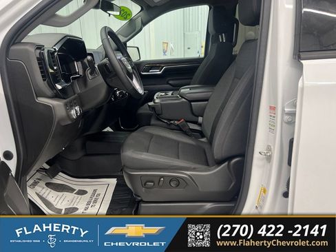 Used 2023 GMC Sierra 1500 Elevation AWD/4WD image 9