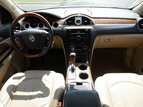 Used 2011 Buick Enclave CXL w/ Trailering Provision Package AWD/4WD image 10
