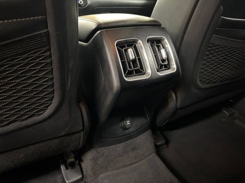 Used 2024 Kia Sorento S FWD image 20