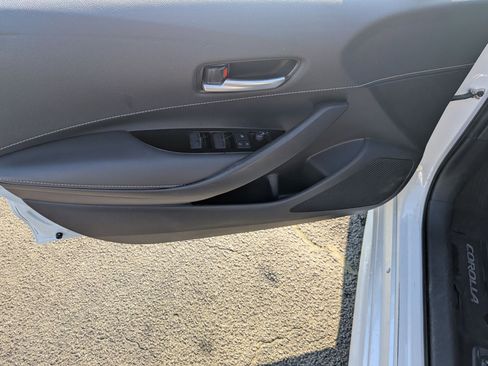 Used 2023 Toyota Corolla SE image 10