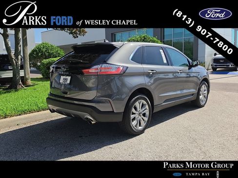 Certified 2024 Ford Edge Titanium AWD/4WD image 4