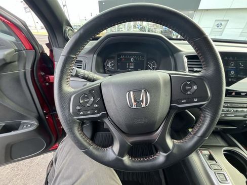 Used 2022 Honda Passport TrailSport image 13