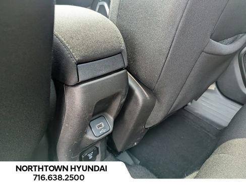 Used 2021 Jeep Renegade Latitude w/ Sun & Sound Group AWD/4WD image 29