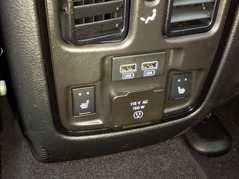 Used 2025 Dodge Durango GT AWD/4WD image 18