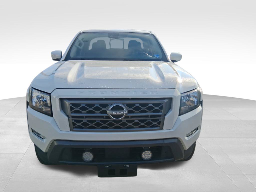 Used 2023 Nissan Frontier SV w/ SV Convenience Package AWD/4WD image 2