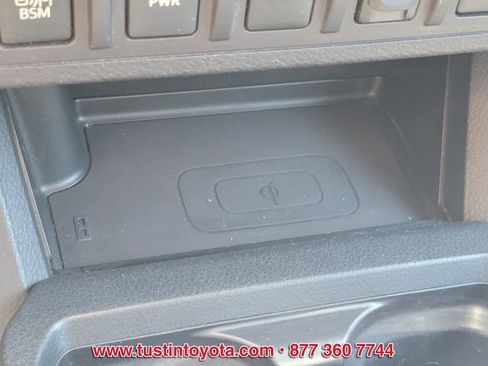 Used 2017 Toyota Tacoma TRD Sport RWD image 23