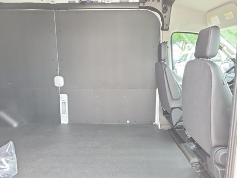 New 2026 Ford Transit 250 148 Medium Roof w/ Load Area Protection Package RWD image 13