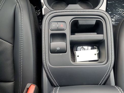 New 2026 Ford Mustang Mach-E Premium image 33