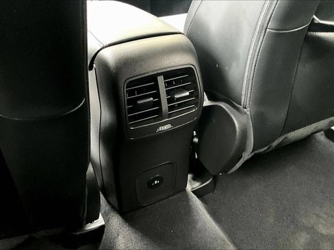 Used 2023 Ford Escape ST-Line Select AWD/4WD image 9