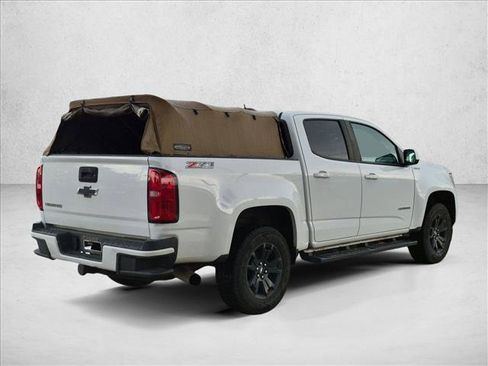 Used 2017 Chevrolet Colorado Z71 AWD/4WD image 5