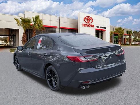 New 2026 Toyota Camry SE image 7