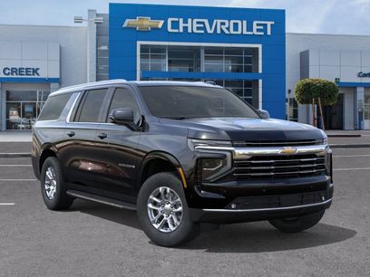 New 2026 Chevrolet Suburban LT w/ Comfort Package