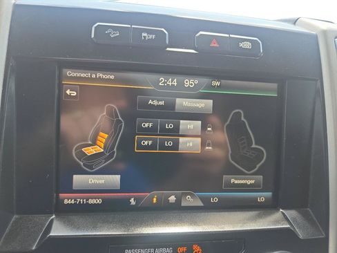 Used 2015 Ford F150 King Ranch w/ Equipment Group 601A Luxury AWD/4WD image 19