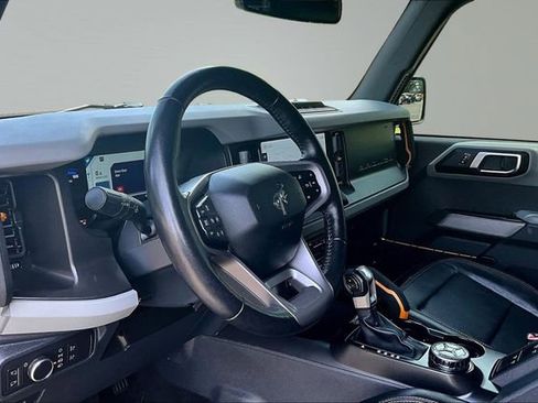 Used 2022 Ford Bronco Badlands AWD/4WD image 16