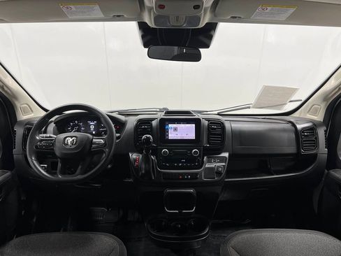Used 2023 RAM ProMaster 2500 FWD image 18