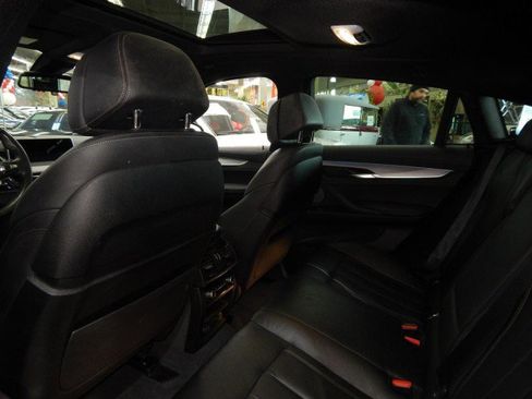 Used 2019 BMW X6 xDrive35i w/ M Sport Package image 18
