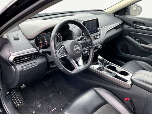 Used 2024 Nissan Altima 2.5 SR image 12