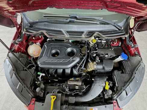Used 2019 Ford EcoSport Titanium image 21