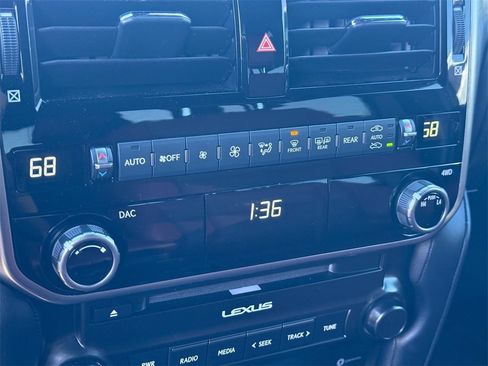 Used 2022 Lexus GX 460 Premium image 20