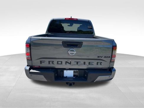 Used 2023 Nissan Frontier SV w/ Midnight Edition Package AWD/4WD image 6