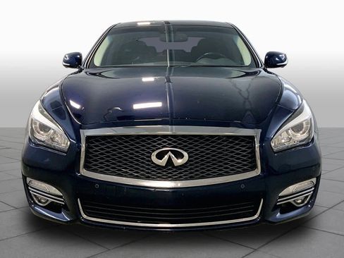 Used 2019 INFINITI Q70 L 3.7 AWD/4WD image 3