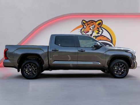 Used 2026 Toyota Tundra Platinum AWD/4WD image 4