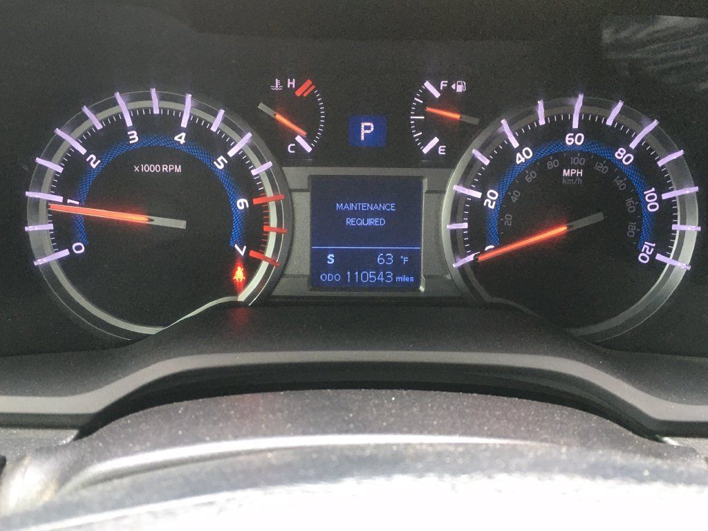 Used 2017 Toyota 4Runner SR5 Premium AWD/4WD image 2