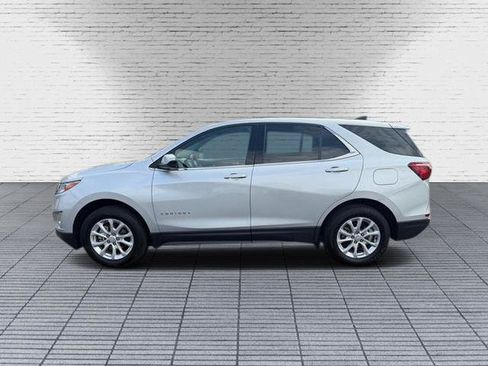 Used 2020 Chevrolet Equinox LT w/ Driver Convenience Package AWD/4WD image 2